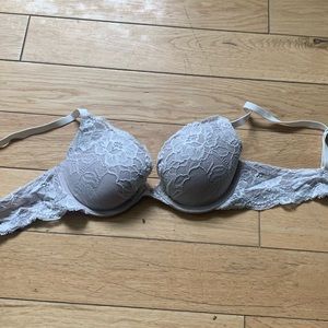 Maidenform Bra 34A